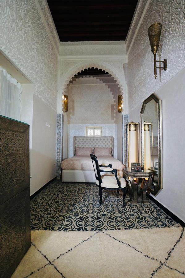 Riad Amelia : Lalla Nora Room Tétouan Екстериор снимка