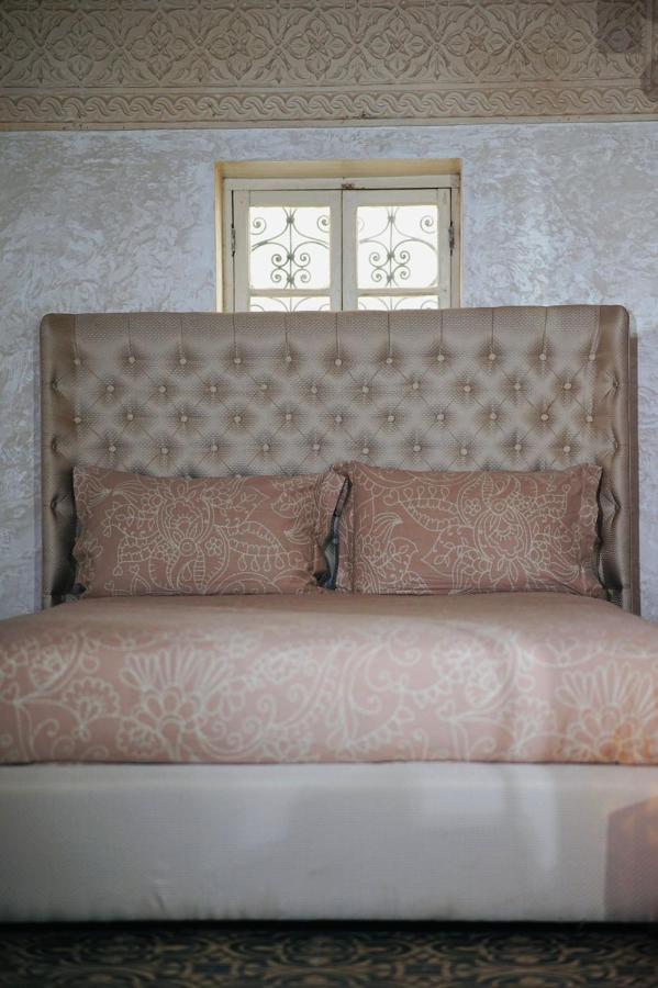 Riad Amelia : Lalla Nora Room Tétouan Екстериор снимка