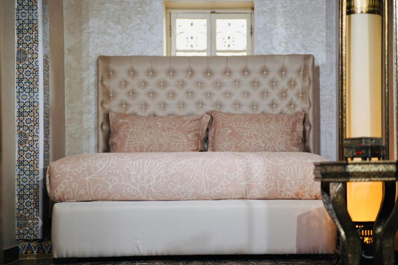 Riad Amelia : Lalla Nora Room Tétouan Екстериор снимка