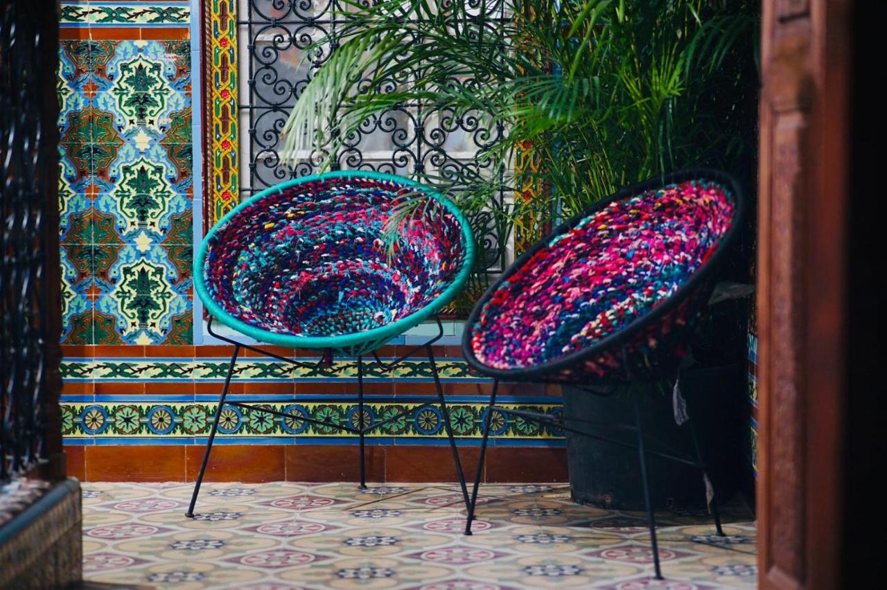 Riad Amelia : Lalla Nora Room Tétouan Екстериор снимка